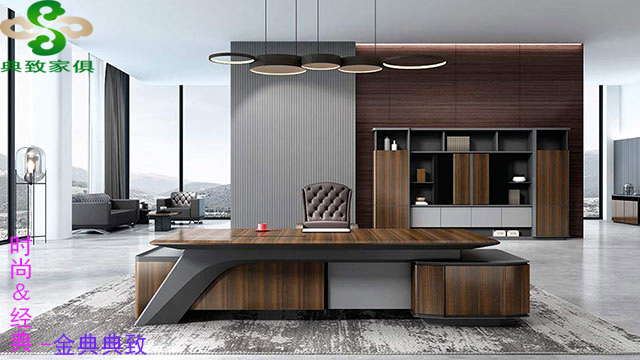 �����k����